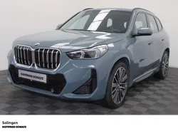 Cape york gruen metallic Gebraucht 2022 BMW X1 M Sport SUV | 42.450 €
