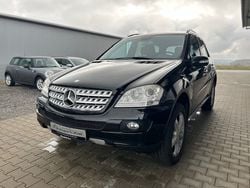 Schwarz Gebraucht 2007 Mercedes ML280 SUV | 11.980 € (Teuer)