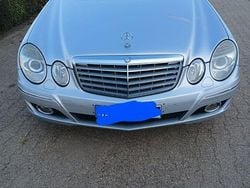 Silber Gebraucht 2008 Mercedes E220 Elegance Limousine | 4.399 € (Guter Preis)