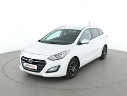 Weiß Gebraucht 2017 Hyundai i30 Trend Kombi | 11.520 € (Fairer Preis)