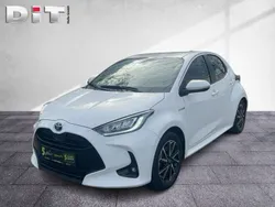 Schneeweiss Gebraucht 2020 Toyota Yaris Hybrid Club Kleinwagen | 15.490 € (Guter Preis)