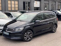 Schwarz Gebraucht 2019 VW Touran IQ Drive Van / Kleinbus | 17.900 € (Etwas zu teuer)