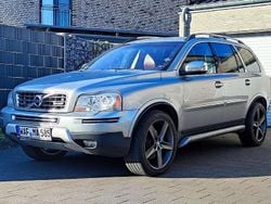 Silber Gebraucht 2010 Volvo XC90 Executive SUV | 11.999 € (Etwas zu teuer)