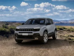 Grau (storm grey) Neu 2025 Jeep Avenger Altitude SUV | 31.990 €