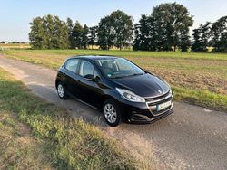 Blau Gebraucht 2015 Peugeot 208 Active Kleinwagen | 5.800 € (Fairer Preis)