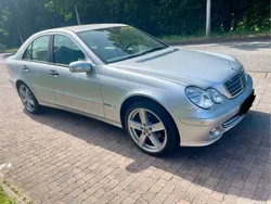 Silber Gebraucht 2005 Mercedes C280 Classic Limousine | 3.890 € (Guter Preis)