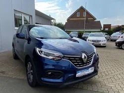Blau Gebraucht 2021 Renault Kadjar Business SUV | 14.990 € (Guter Preis)
