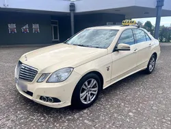 Gelb Gebraucht 2009 Mercedes E200 Elegance Limousine | 4.999 € (Teuer)