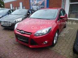 Candyrot metallic Gebraucht 2012 Ford Focus Titanium Limousine | 7.490 € (Fairer Preis)