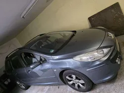 Grau Gebraucht 2007 Peugeot 307 Tendance Kombi | 1.000 € (Superpreis)