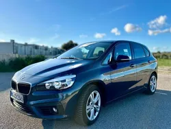 Grau Gebraucht 2016 BMW 218 Active Tourer Sport Line Van / Kleinbus | 13.149 € (Fairer Preis)