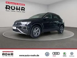Deepblackperleffekt Gebraucht 2025 VW T-Roc Life SUV | 29.850 €