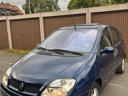 Blau Gebraucht 2001 Renault Scénic Van / Kleinbus | 1.500 € (Fairer Preis)