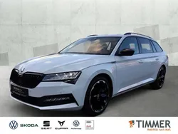 Weiss Gebraucht 2022 Skoda Superb Sport Limousine | 30.450 € (Fairer Preis)