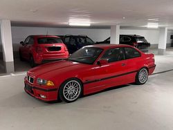 Rot Gebraucht 1994 BMW 318 Sport Line Coupé | 7.900 €