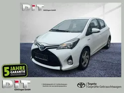 Schneeweiß Gebraucht 2017 Toyota Yaris Edition-S Kleinwagen | 12.490 € (Fairer Preis)