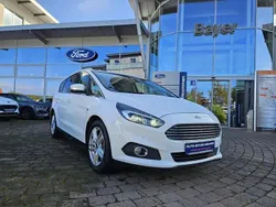 Frozen white Gebraucht 2018 Ford S-MAX Titanium Van / Kleinbus | 19.990 € (Fairer Preis)