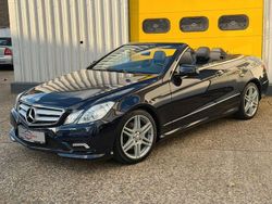 Blau Gebraucht 2011 Mercedes E250 AMG line Cabrio | 18.900 € (Teuer)
