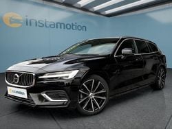 Schwarz Gebraucht 2022 Volvo V60 Kombi | 32.649 € (Fairer Preis)