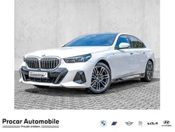 Weiß Gebraucht 2024 BMW 520 M Sport Limousine | 55.990 € (Guter Preis)