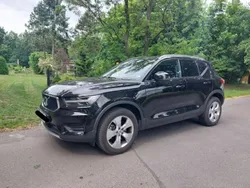 Schwarz Gebraucht 2022 Volvo XC40 Momentum SUV | 16.399 € (Fairer Preis)