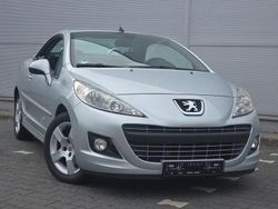 Silber Gebraucht 2010 Peugeot 207 CC Premium Cabrio | 2.900 € (Guter Preis)