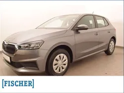 Grau Gebraucht 2023 Skoda Fabia Active Limousine | 20.650 € (Etwas zu teuer)