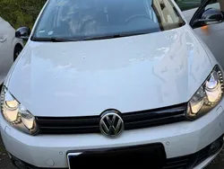 Weiß Gebraucht 2013 VW Golf VI Match Kombi | 8.299 € (Teuer)