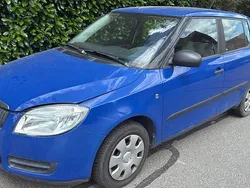 Blau Gebraucht 2009 Skoda Fabia Limousine | 1.650 € (Guter Preis)