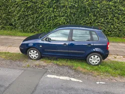 Blau Gebraucht 2002 VW Polo Kleinwagen | 1.290 € (Fairer Preis)