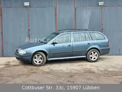 Grau Gebraucht 2004 Skoda Octavia Ambiente Kombi | 799 € (Fairer Preis)