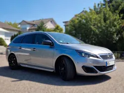 Grau Gebraucht 2016 Peugeot 308 GT Kombi | 9.999 € (Guter Preis)