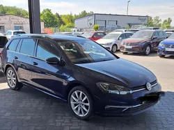 Blau Gebraucht 2020 VW Golf VII Highline Kombi | 15.000 € (Guter Preis)