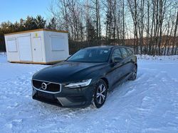 Grau Gebraucht 2020 Volvo V60 Momentum Kombi | 12.900 € (Superpreis)