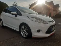 Weiß Gebraucht 2019 Ford Fiesta Trend Kleinwagen | 5.500 € (Fairer Preis)