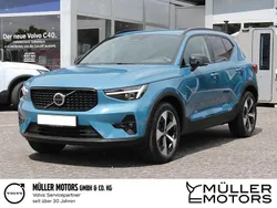 Blau Gebraucht 2024 Volvo XC40 Plus SUV | 38.490 € (Etwas zu teuer)
