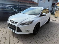 Weiß Gebraucht 2013 Ford Focus Kombi | 3.999 € (Fairer Preis)