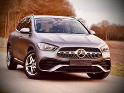 Grau Gebraucht 2022 Mercedes GLA200 AMG SUV | 28.999 € (Superpreis)