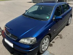 Blau Gebraucht 2003 Opel Astra Limousine | 1.600 € (Fairer Preis)