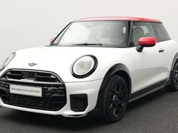 Weiß Gebraucht 2024 Mini John Cooper Works Kleinwagen | 28.278 € (Fairer Preis)
