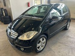 Schwarz Gebraucht 2011 Mercedes A180 Avantgarde Limousine | 2.790 € (Fairer Preis)