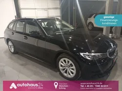 Schwarz Gebraucht 2022 BMW 330 Advantage Kombi | 29.970 € (Etwas zu teuer)