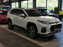 Suzuki Across