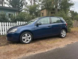 Blau Gebraucht 2011 VW Golf VI Kleinwagen | 4.800 € (Guter Preis)