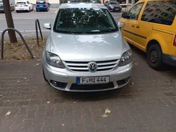 Silber Gebraucht 2008 VW Golf Plus Cross Edition Van / Kleinbus | 3.990 € (Guter Preis)