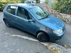 Blau Gebraucht 2003 Fiat Punto Kleinwagen | 550 € (Guter Preis)