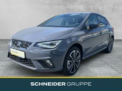 Grau Neu 2025 Seat Ibiza FR Limousine | 28.880 € (Teuer)
