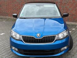 Blau Gebraucht 2018 Skoda Fabia Kleinwagen | 8.400 € (Fairer Preis)