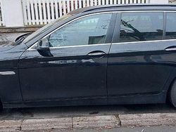 Schwarz Gebraucht 2014 BMW 520 Kombi | 11.200 € (Guter Preis)