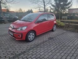 Rot Gebraucht 2017 VW up! Beats Kleinwagen | 8.000 € (Fairer Preis)
